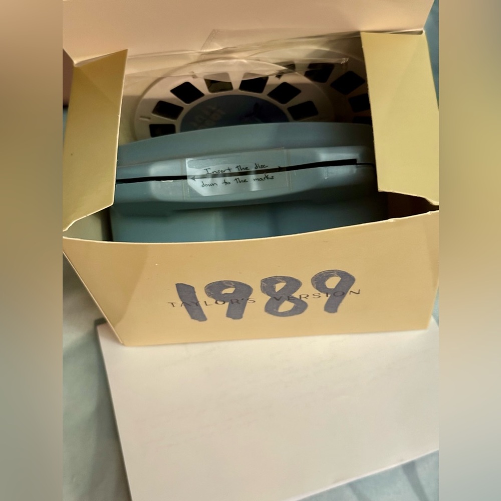 Official Taylor Swift 1989 Viewfinder NWT